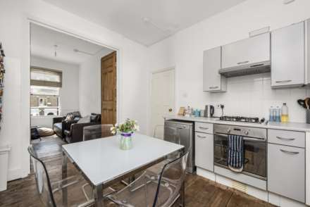 Ferndale Road, London, Image 4