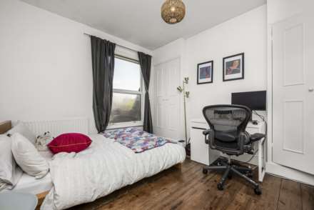 Ferndale Road, London, Image 9