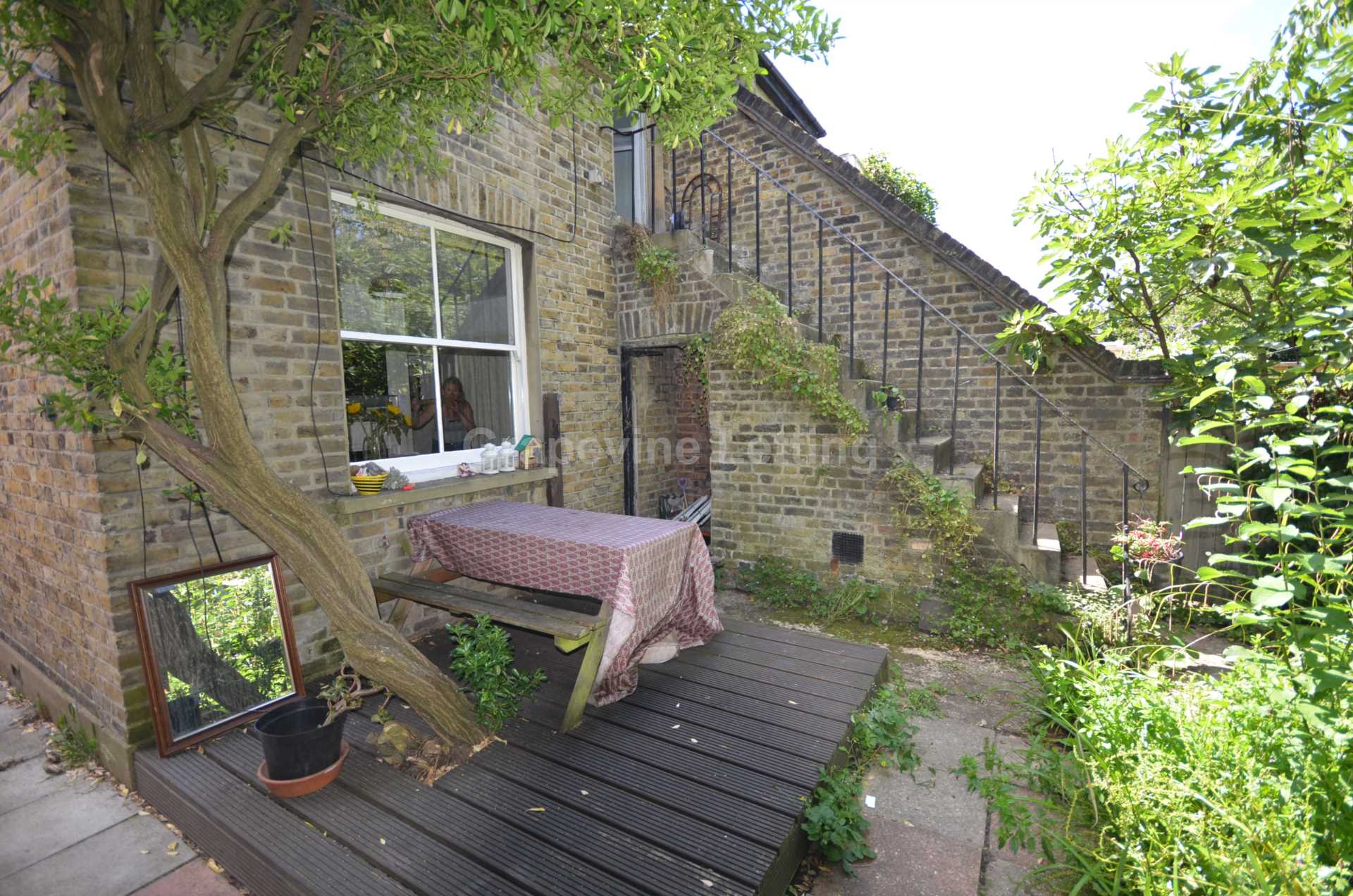 Dumbarton Road, Brixton  SW2, Image 9