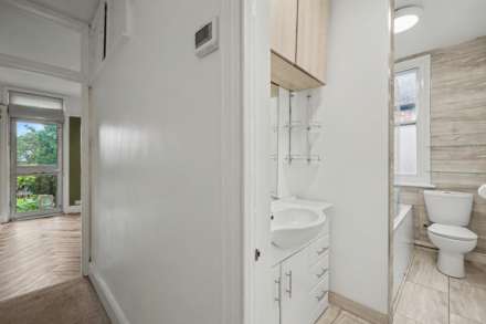 Dumbarton Road, Brixton  SW2, Image 11