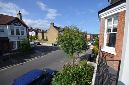 Dumbarton Road, Brixton  SW2, Image 2