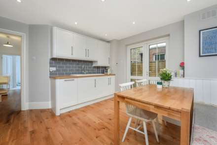 Weir Road, Balham SW12, Image 2