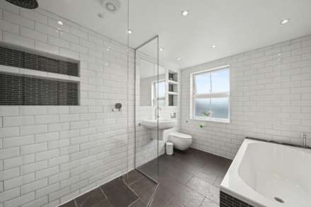 Amott Road, London,, Image 10