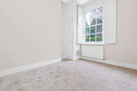 Elderwood Place, London, Image 3