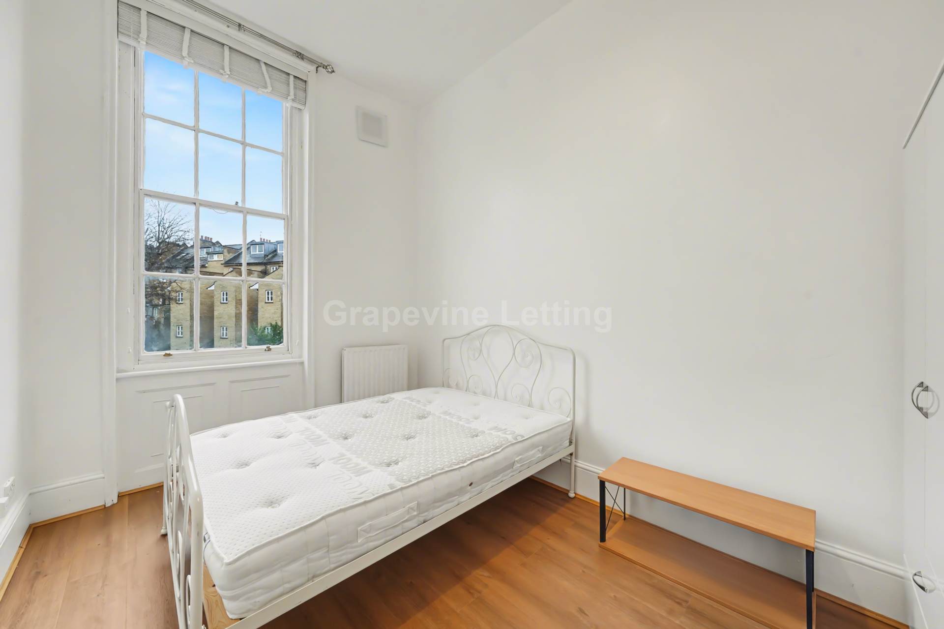 Brixton Road, London, Image 9