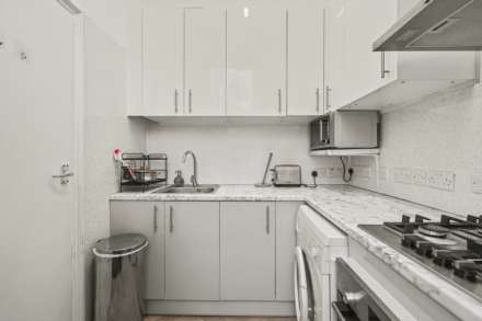 Brixton Road, London, Image 6