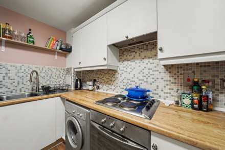 Effra Parade, London, SW2, Image 9