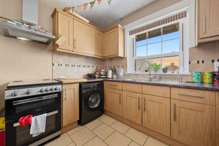 Jebb Avenue, London, SW2, Image 5