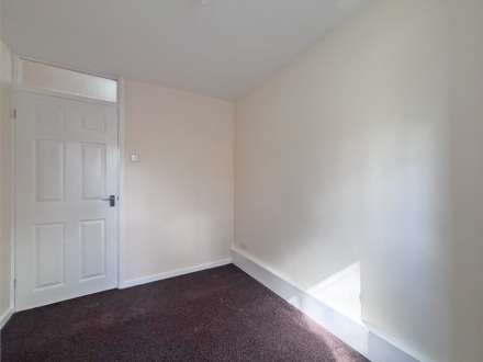 Burnsall Grove, Oldham, Image 12