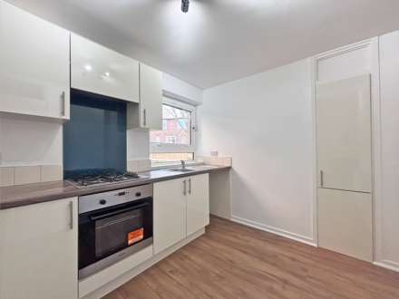 Burnsall Grove, Oldham, Image 6