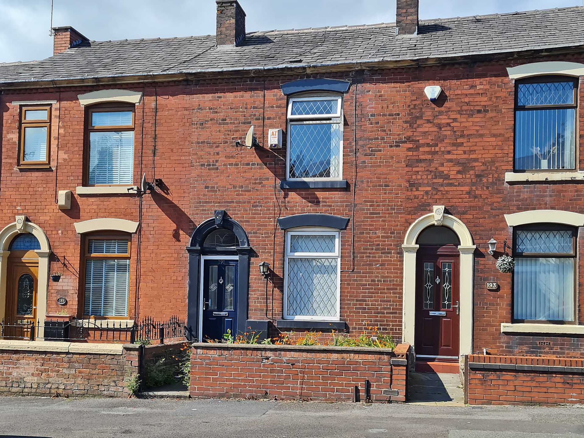 Stamford Road, Lees, Image 1