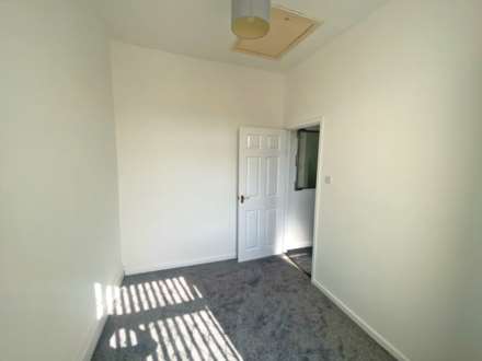Stamford Road, Lees, Image 5