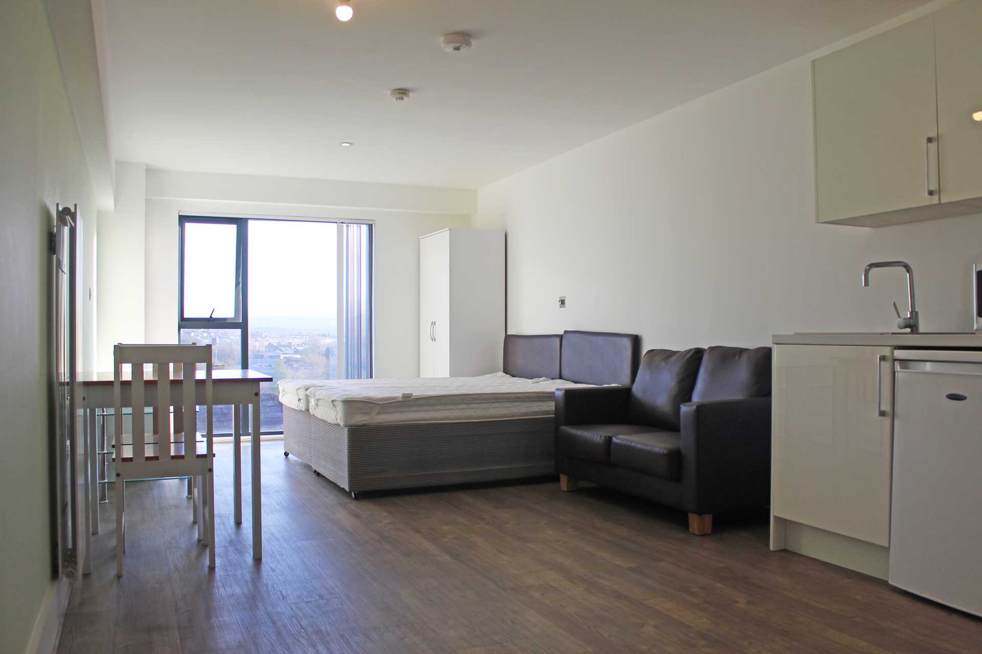 Cardinal Court, Oldham, Image 2