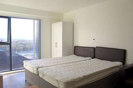 Cardinal Court, Oldham, Image 5