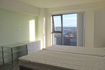 Cardinal Court, Oldham, Image 6