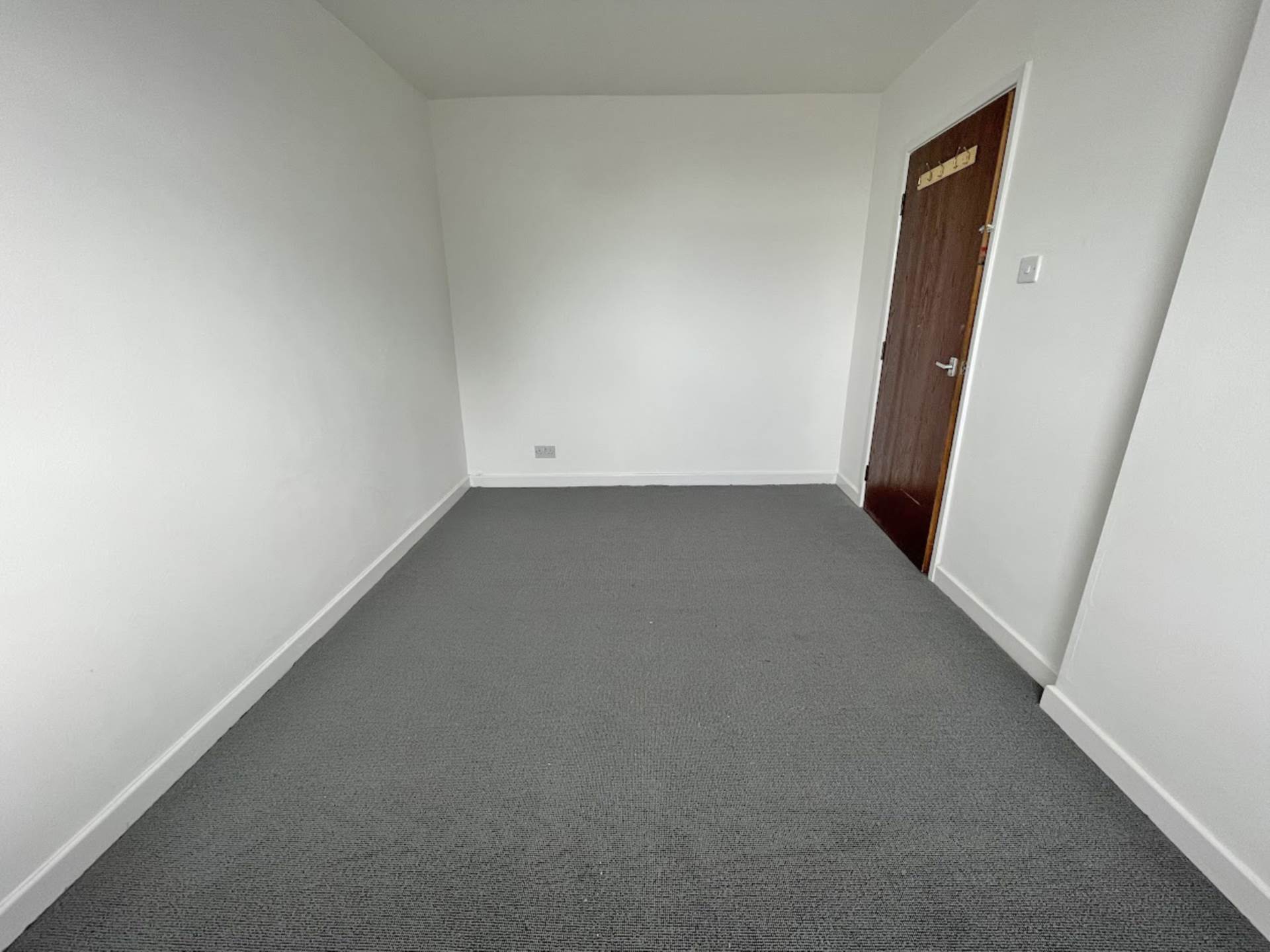 Oldham Road, Royton, Image 7