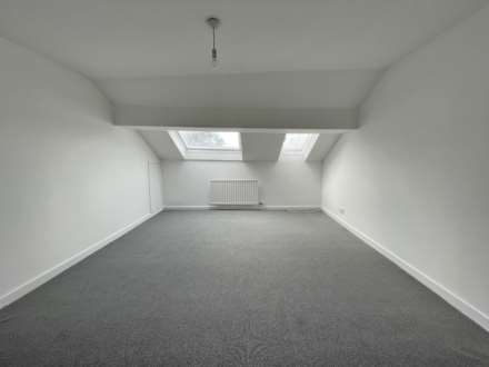 Oldham Road, Royton, Image 9
