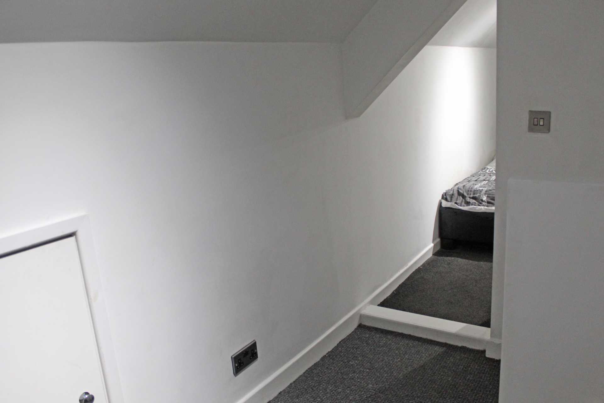 Lewisham Close, Royton, Image 14