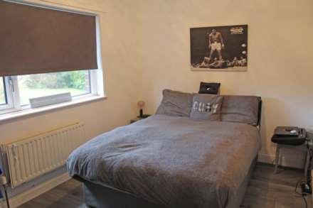 Lewisham Close, Royton, Image 10