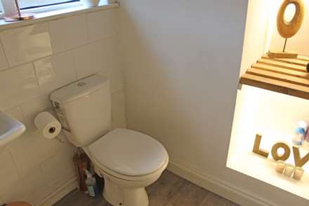 Lewisham Close, Royton, Image 8