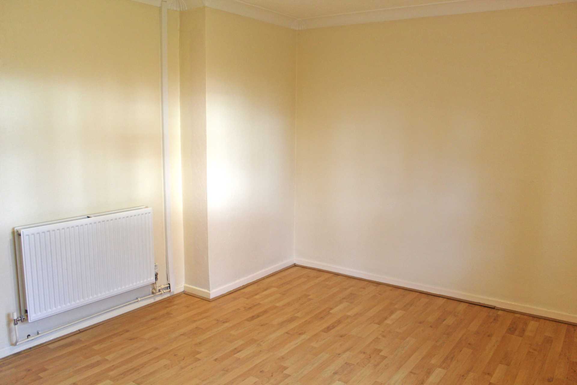 Birchinlee Avenue, Royton, Image 12