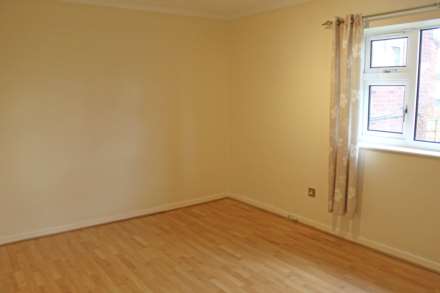 Birchinlee Avenue, Royton, Image 10
