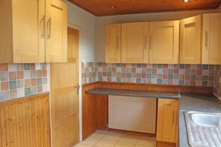 Birchinlee Avenue, Royton, Image 6