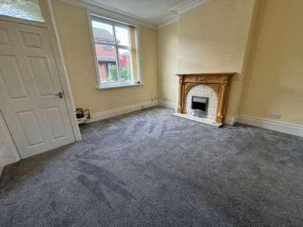 Rainshaw Street, Royton, Image 2