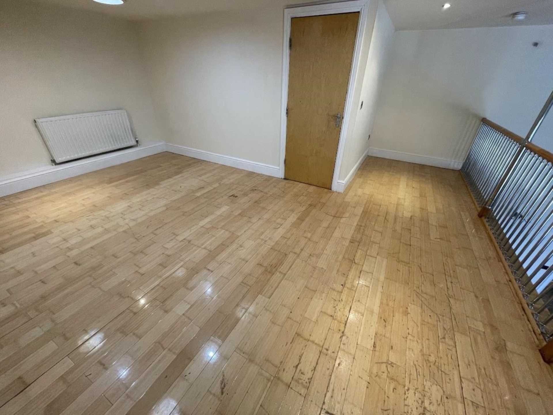 Beal Lane, Shaw, Image 12