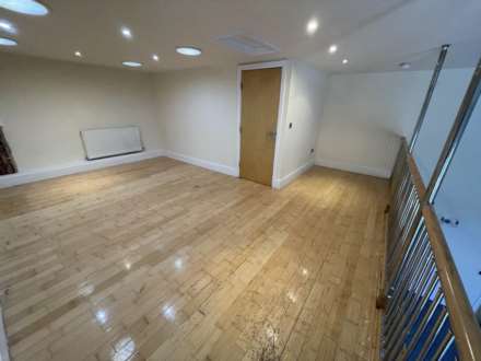 Beal Lane, Shaw, Image 10