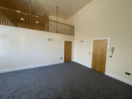 Beal Lane, Shaw, Image 4