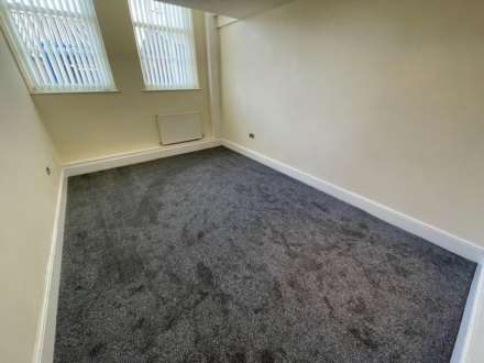 Beal Lane, Shaw, Image 6