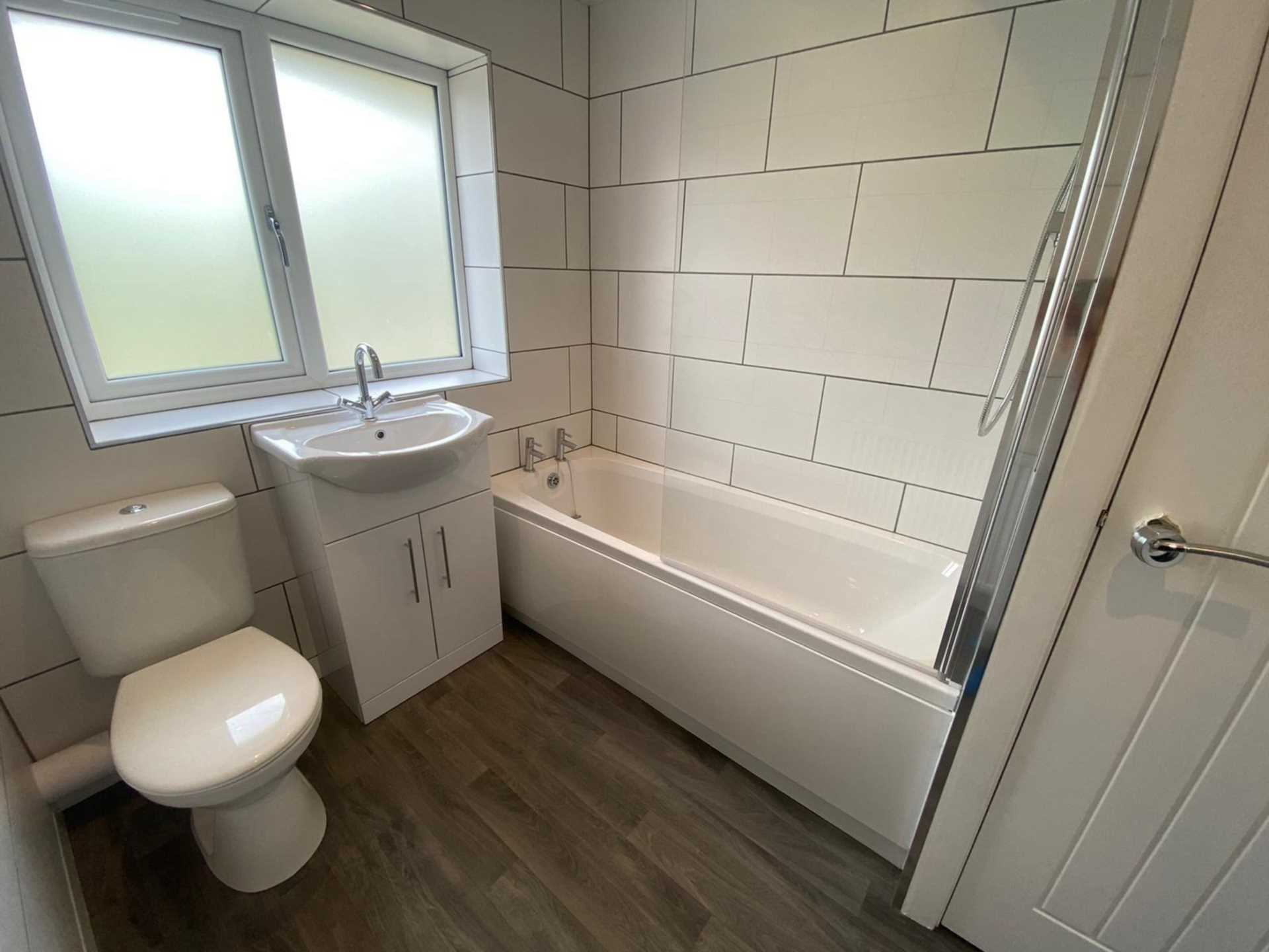 Harewood Drive, Oldham, Image 10