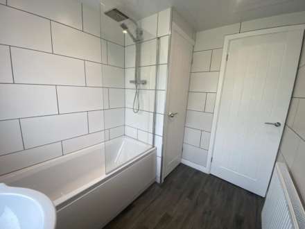 Harewood Drive, Oldham, Image 11
