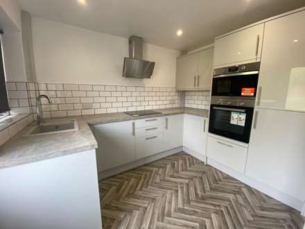 Harewood Drive, Oldham, Image 9