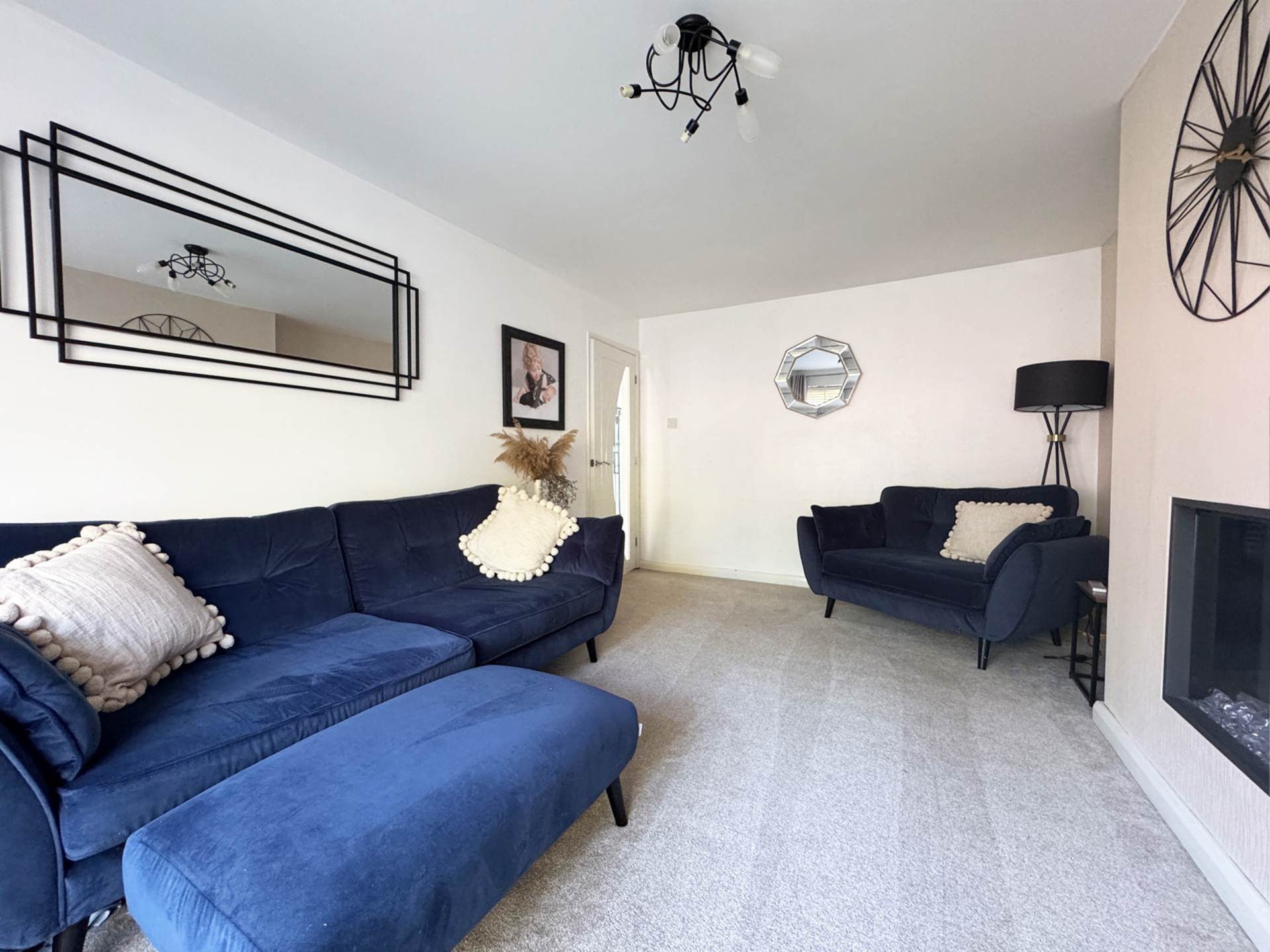 Malvern Close, Royton, Image 2