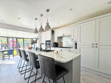 Malvern Close, Royton, Image 4