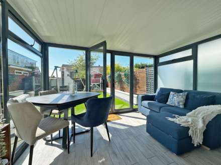 Malvern Close, Royton, Image 5