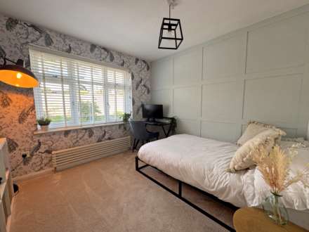 Malvern Close, Royton, Image 9