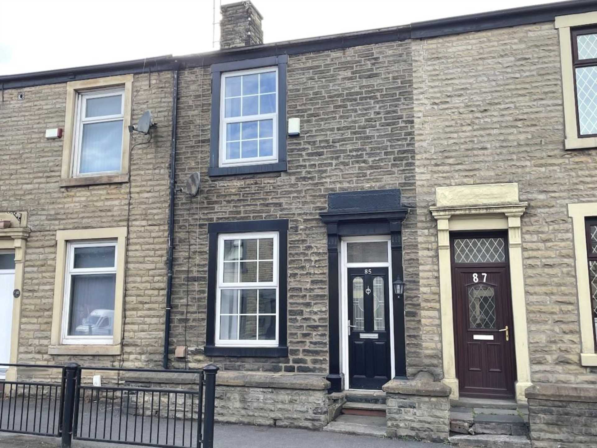Milnrow Road, Shaw, Image 14