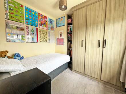 Three Acre Avenue, Oldham, Image 14