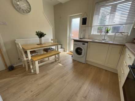 Middleton Road, Oldham, Image 2