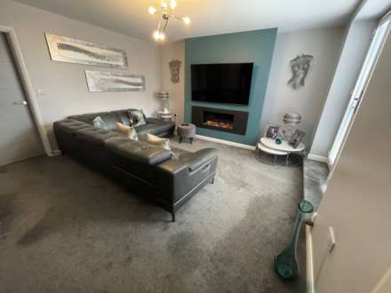 Rochdale Road, Royton, Image 7