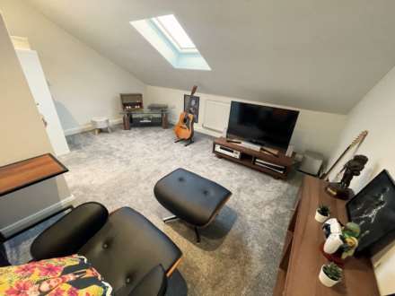 Woodend Manor, Mossley, Image 16