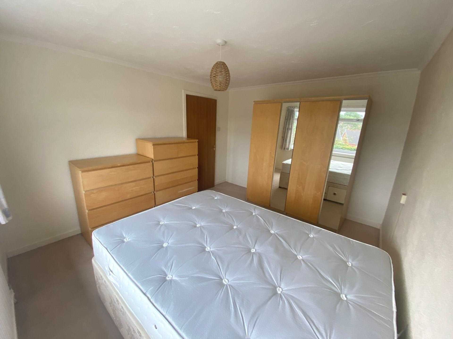 Mendip Close, Royton, Image 9