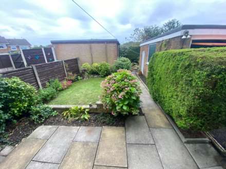 Mendip Close, Royton, Image 14