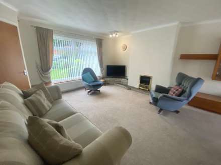 Mendip Close, Royton, Image 3