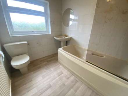 Mendip Close, Royton, Image 8