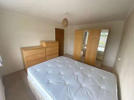 Mendip Close, Royton, Image 9
