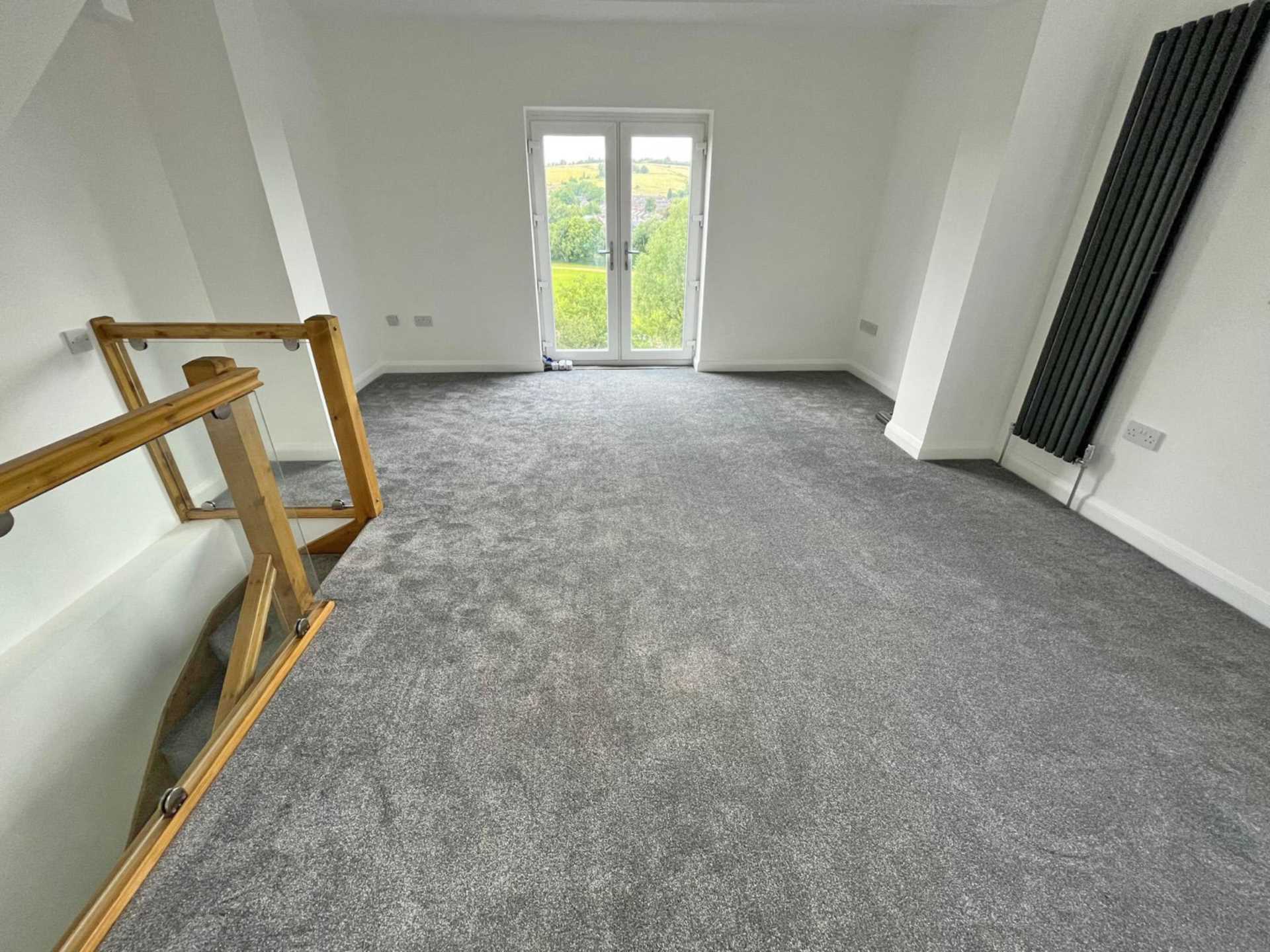 Grains Road, Delph, Image 3